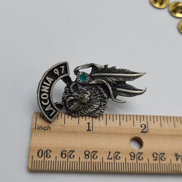 Laconia 1997 Southwestern Wolf Feather Biker Pin With Turquoise Accent - Picture 4 of 4
